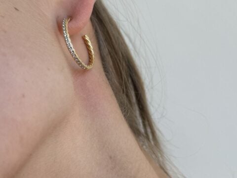 after neck hair removal with electrolysis